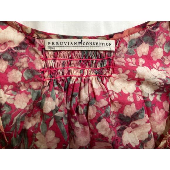 Peruvian Connection, Hibiscus "Vintage Rose" floral pattern Top size Small - Picture 6 of 9